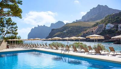 Three 'best TUI hotels' in the Balearics - with huge pools & beachfront location