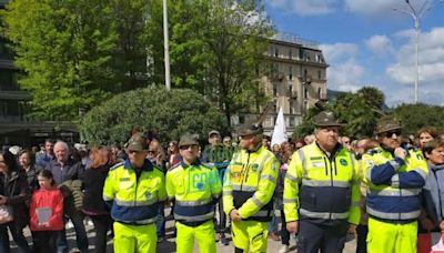 25 aprile in piazza Cavour a Como, il sindaco ricorda il sacrificio di Matteotti:”Esempio per tutti noi” fotogallery