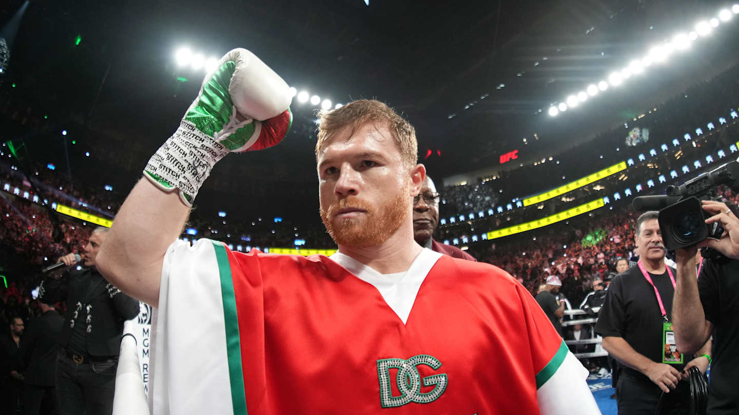 Canelo Alvarez Dominates Edgar Berlanga In One-Sided Fight