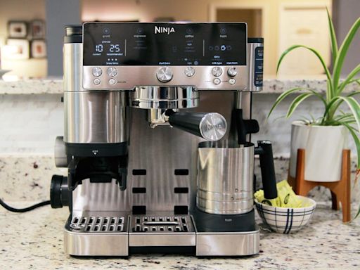 This 'smart' espresso machine turned my morning coffee into a dream