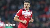 Leyton Orient: Top scorer Ruel Sotiriou in talks over new deal