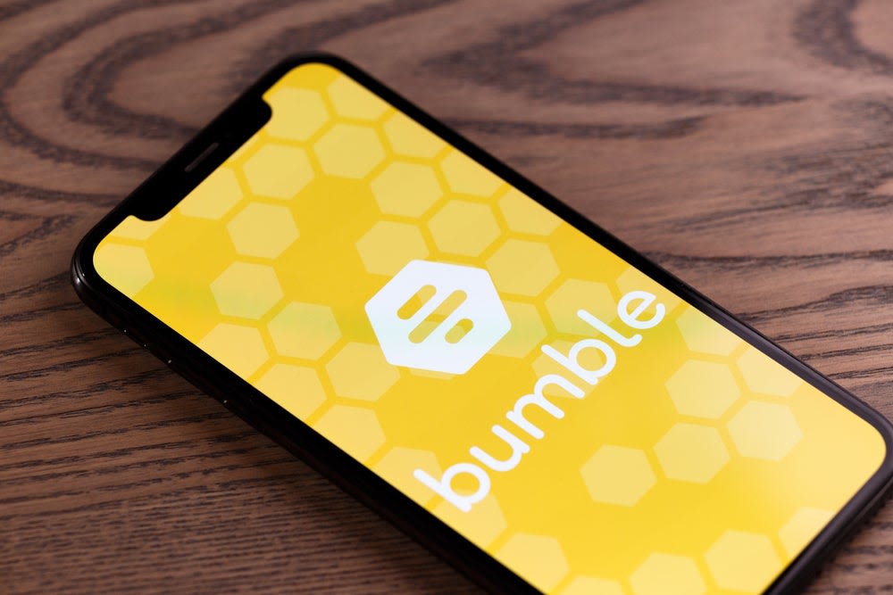 Dating App Maker Bumble Acquires Geneva To Enhance Community Focus - Bumble (NASDAQ:BMBL)