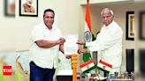 Cong raises public issues with UT administrator in Chandigarh | Chandigarh News - Times of India