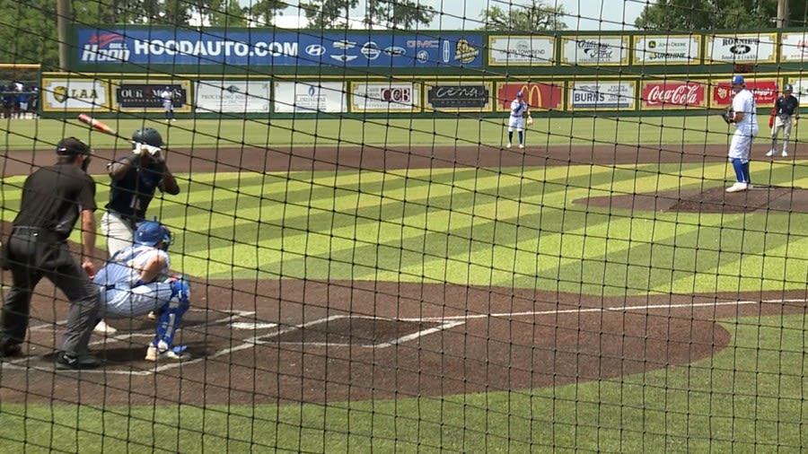 UNO offense comes alive late in 7-4 win over Texas A&M-Corpus Christi in Southland Tournament