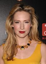 Beth Riesgraf