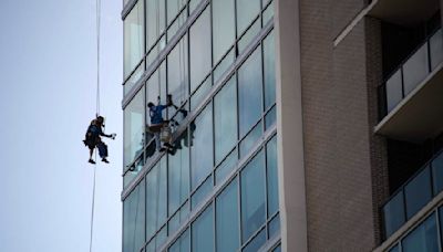 3 Things You Must See: A Window Washer Called His Mom While Dangling 450... | 94.5 The Buzz | The Rod Ryan Show