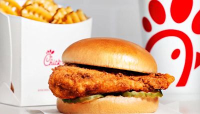 Chick-Fil-A Dyersburg announces reopening after renovations to restaurant