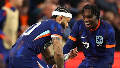 4-0: Memphis y Frimpong lideran la goleada de Países Bajos, aún sin Frenkie