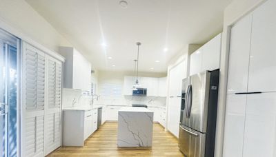 Modernize kitchens with cabinets - AOK CABINETS & STONE | Hawaii Renovation