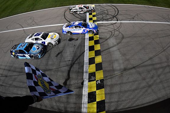 NASCAR Kansas full weekend track schedule, TV schedule for the Hollywood Casino 400, other races