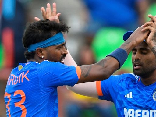 Hardik Pandya puts full stop on all rumours with big brother gesture in first meeting with captain Suryakumar Yadav