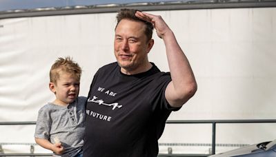 Elon Musk Accused of Withholding His Own Children From Visiting Grimes' Dying Grandmother After She Supported His Trans...