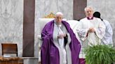 El papa en la misa de Miércoles de Ceniza: "Idolatrar el 'yo' es destructivo"