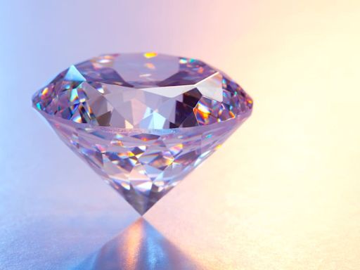 La historia del insólito robo de un diamante a cara descubierta que pasó desapercibido con el COVID