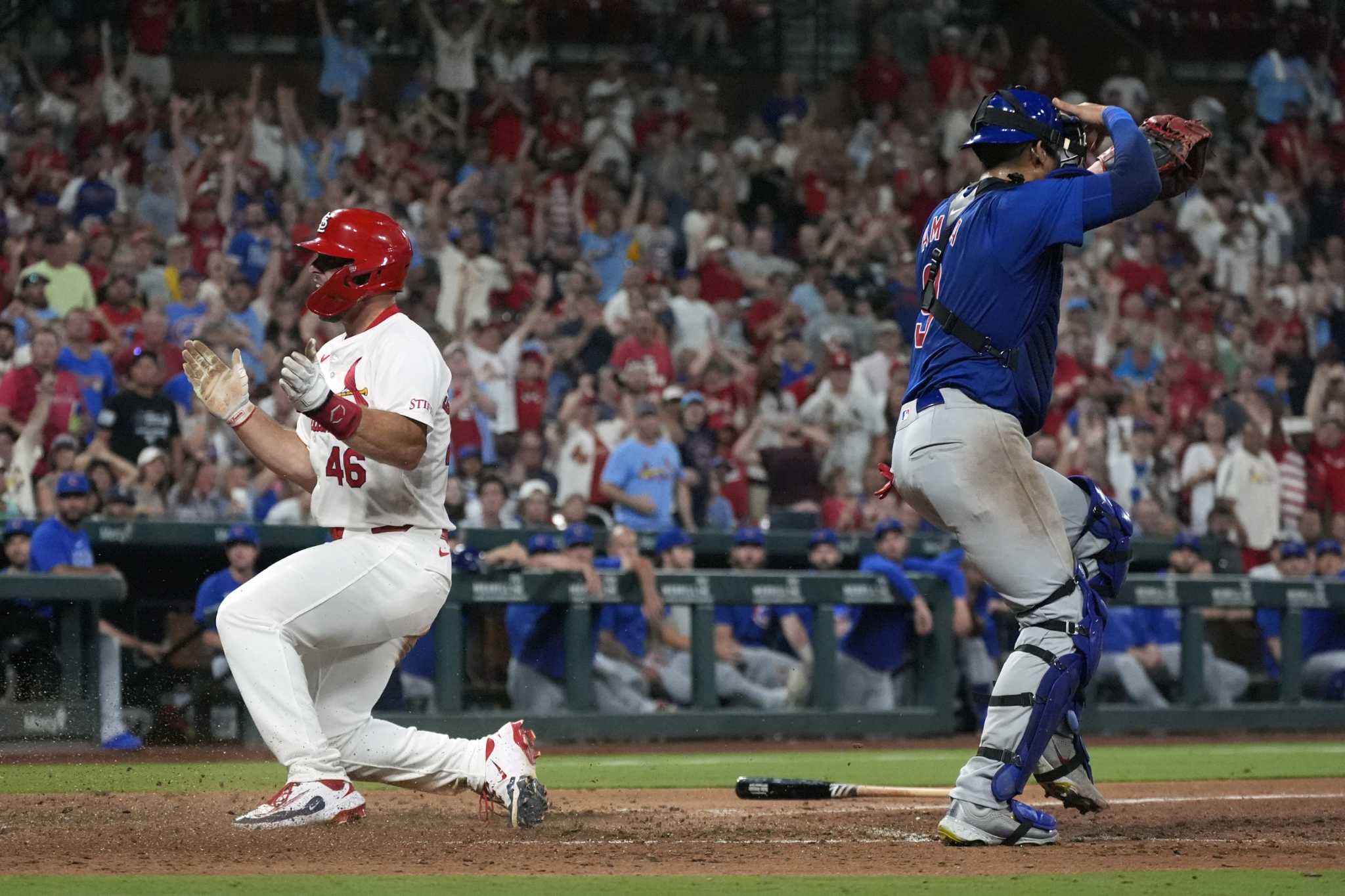 Arenado's two-run single in the eighth helps Cardinals beat Cubs 5-4 for a doubleheader sweep