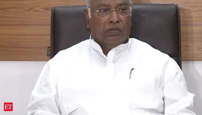 Kharge's 'mataji', 'pakoda-jalebi' jibe at FM as he raises alleged discrimination against states in Budget