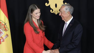 El presidente portugués impone a la princesa Leonor la Gran Cruz de la Orden de Cristo