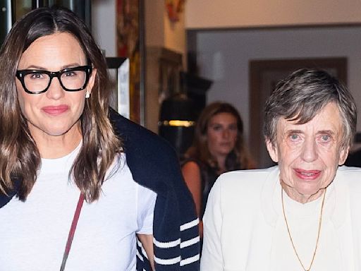 Jennifer Garner holds her mom Patricia's hand as they step out in NYC