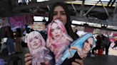 Miles de personas esperan ansiosas los conciertos de Karol G en Bogotá