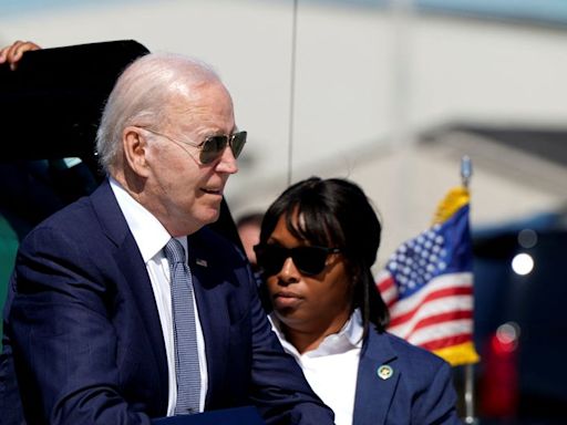 Biden presents new Israel ceasefire plan, calls on Hamas to accept it