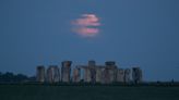 Bid to shed light on whether Moon could have influenced Stonehenge’s design