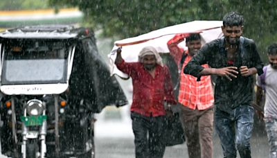 Red Alert In Delhi Amid Predictions of Heavy Rain Till Aug 5, Warning Issued In Himachal, Odisha - News18