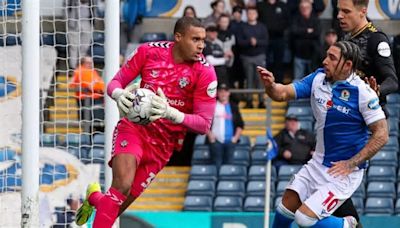 Leeds United's promotion rivals suffer brutal injury blow as star man ruled out for title run-in