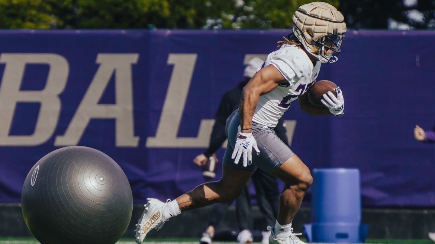 Husky Roster Review: Cam Davis Remains on Road to Recovery