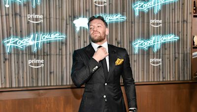 Conor McGregor reta a Canelo Álvarez y Óscar de la Hoya a un combate de boxeo sin guantes - El Diario NY