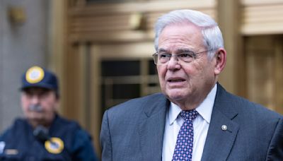 Esposa del senador Bob Menendez es eximida de asistir al tribunal tras una cirugía por cáncer