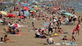 ¿Se puede jugar al fútbol, al vóley o a las palas en la playa? Esto dice la Ley en España