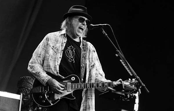 Neil Young Lands Yet Another Bestseller With His Latest Album