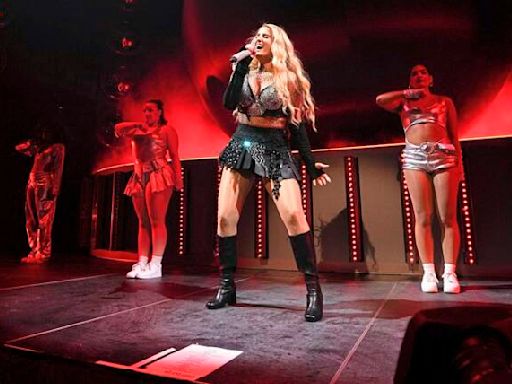 Meghan Trainor is all about the bass, and family, during spirited Pittsburgh show