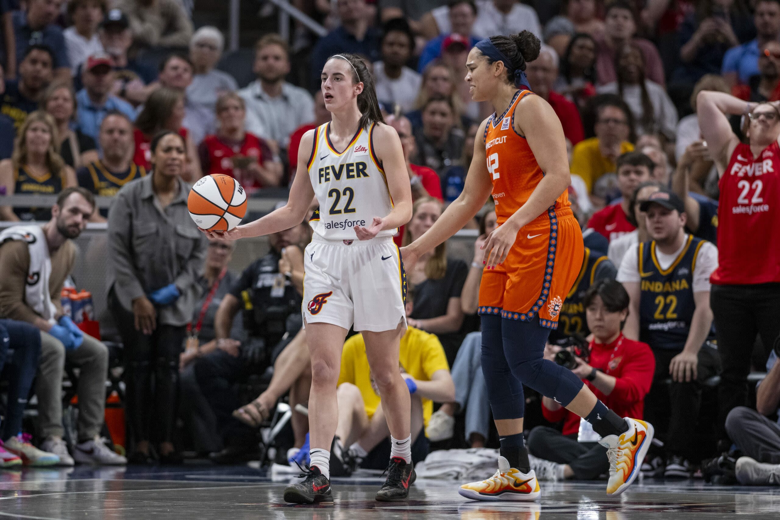 Caitlin Clark picked up first career WNBA technical foul in loss vs. Connecticut Sun