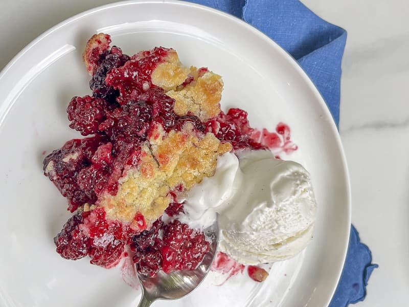 Jennifer Garner's Favorite Cobbler Is the Easiest Dessert I've Ever Made