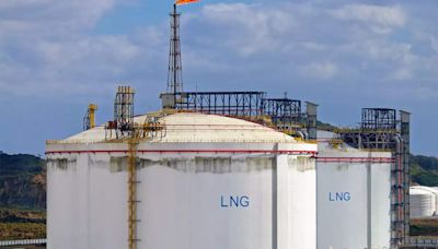 Temasek to finalise deal with Shell for Pavilion Energy LNG asset sale, sources say - ET EnergyWorld