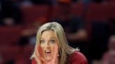 How OU women's basketball coach Jennie Baranczyk reacted to Lisa Bluder's retirement