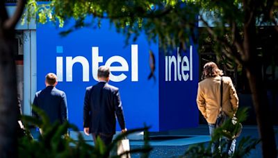 Intel shares jump on chip deal with Amazon