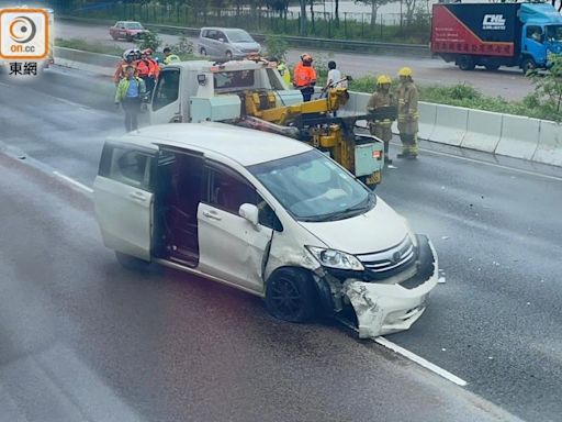 吐露港公路三車相撞 往大埔方向交通受阻