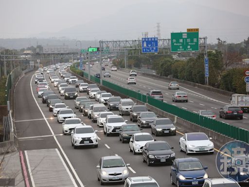 高公局預估端午連假南下車潮平日1.4倍 建議「好走時段」上路以避壅塞 - 鏡週刊 Mirror Media