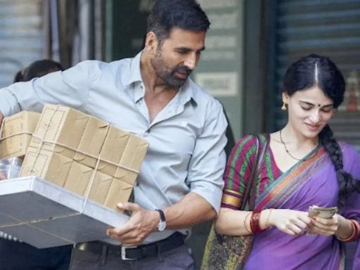 Sarfira Box Office Collection Day 3: Akshay Kumar's Soorarai Pottru Remake Closes First Weekend On Positive Note