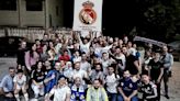 Miles de madridistas vibran con la 15 en Siria