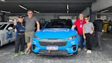 Las 24 hs de Buenos Aires en un auto eléctrico: entre clásicos de todos los tiempos y el Mustang Mach E