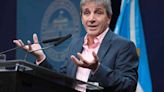 Luis Caputo aseguró que «la sociedad está aguantando, aprovechémoslo»