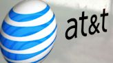 AT&T, Verizon customers facing 'nationwide issue' contacting customers of other carriers