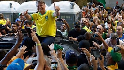 Bolsonaro arengó a su simpatizantes en Río de Janeiro, Brasil