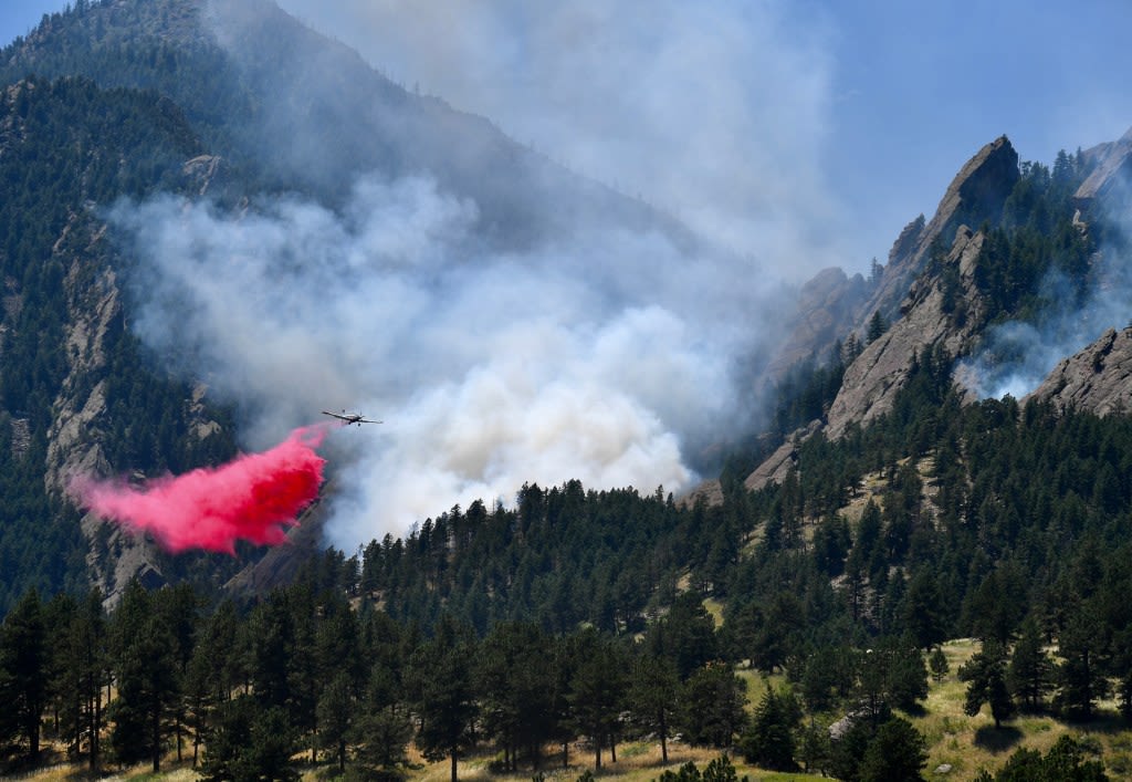 Wildfire burns across 4 acres near NCAR, southwest of Boulder