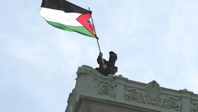 Ascienden a 300 los detenidos por las protestas a favor de Palestina en la Universidad de Columbia