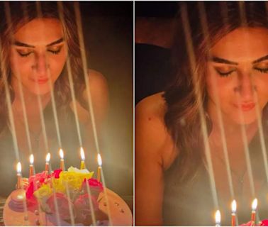 Kriti Sanon celebrates birthday in London with sister Nupur | - Times of India