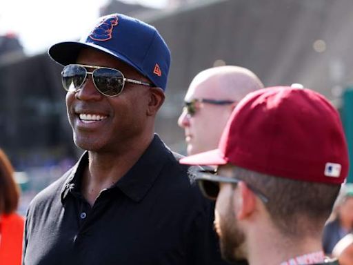 Barry Bonds Makes Bold Declaration at Rickwood Field Game